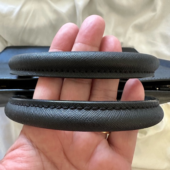 Michael Kors Selma Satchel in Saffiano Leather - Picture 14 of 15